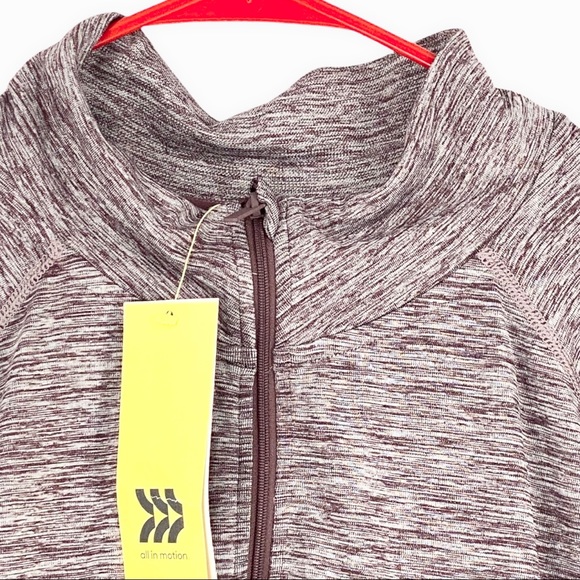 All in Motion™ Men's Seamless 1/4 Zip Pullover Top Berry Size L & 2XL - Picture 5 of 11